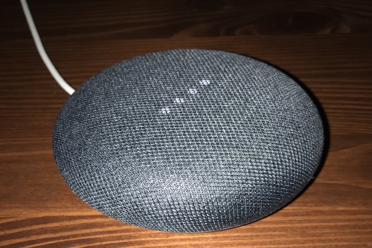 Smart speaker